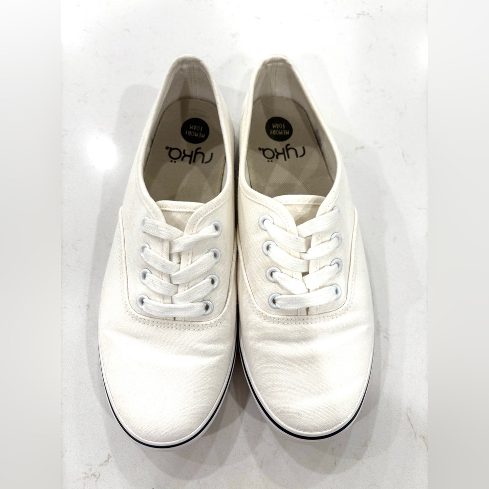 Ryka White Ladies Canvas Sneakers w Memory Foam Gently Used! Size 7